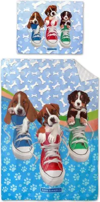 Productafbeelding van Keith Kimberlin dekbedovertrek Gymschoenen met puppy's 140 x 200 cm - 70 x 90 cm - Katoen