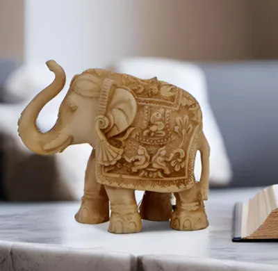 Harz-Standbild 'Heiliger Elefant' – hinduistisches Design, 7,5 cm