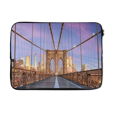 Produktbild von MuchoWow® Laptop Hülle 13 Zoll New York - Sonnenuntergang - Brooklyn Bridge Laptoptasche - Laptophülle - Sleeve - Rundumschutz