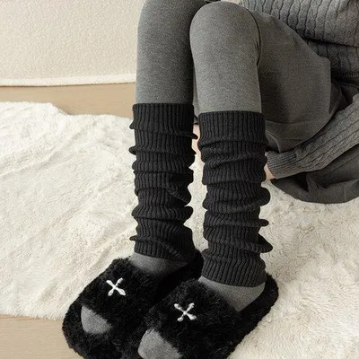 Produktbild von Effen gebreide beenwarmers voor dames, overknee sokken, winter laarzensokken, kniebeenwarmers, Zwart, synthetisch materiaal, voor warme wintermode.