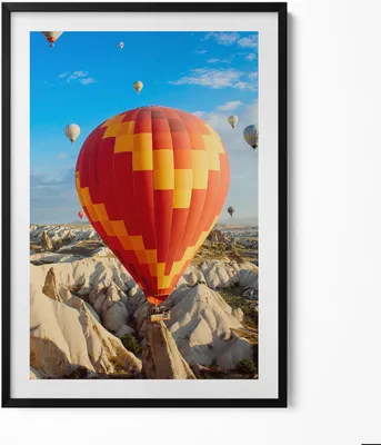 Produktbild von Fliegende Ballons– Wandbild mit Rahmen – Gerahmtes Bild  – Wanddekoration – 70x100 cm –  Schwarz Rahmen