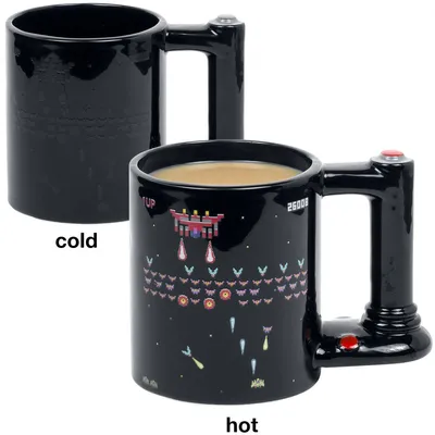Produktbild von thumbsUp! Tasse "Retro Arcade Mug"; A1001675