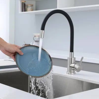 Mengkraan chroom/zwart, flexibele uitloop, 360° draaibaar, wassersparend