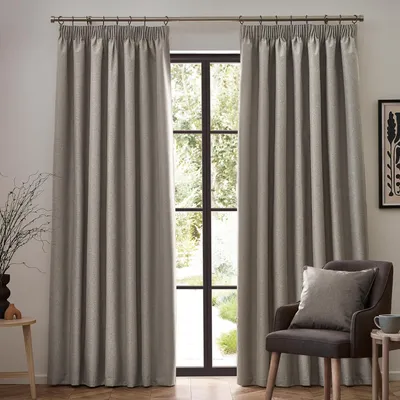 Productafbeelding van Furn. Dawn Blackout Potlood Plooi Gordijnen