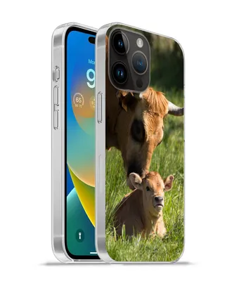 Produktbild von MuchoWow® Handyhülle Schutzhülle Hülle für Apple iPhone 14 Pro - Softcase Kuh - Gras - Horn - Kalb Silikon Softcase Handy Hülle - Umschlag