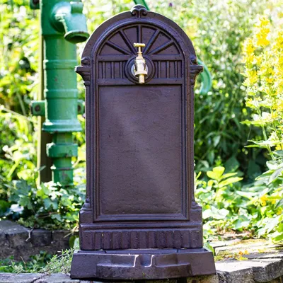 Produktbild von Standbrunnen mit Wasserhahn, Eisen in Braun, wie antik, Gartenbrunnen
