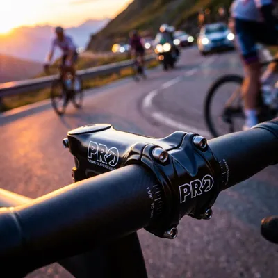 Obrázek produktu pro Pro Vibe Superlight 1 1/4´´ představec kola stříbrný 70 mm / ±6º stříbrný 70 mm