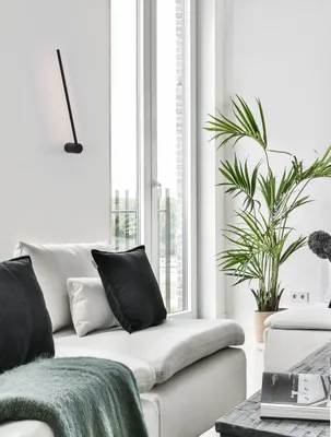 Produktbild von Nova Luce SYNTHESI LED Wandleuchte Schwarz 17W Warmweiss 6x10x60cm 9009322
