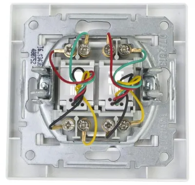 Immagine prodotto di Presa telefonica a 2 poli con cornice, bianco Schneider Asfora EPH4200121