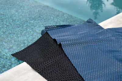 Produktbild von Solidchoice – Poolabdeckung Blau/Schwarz für Pools mit den Maßen 5,4 x 2,7 m