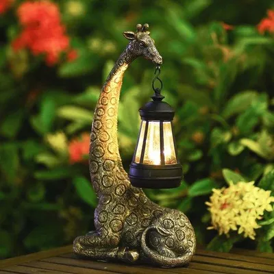 Productafbeelding van Zonnelamp Tuindecoratie Giraffe - Decoratieve Dierfiguur voor Buiten en Interieur - Perfecte Cadeau voor Tuinliefhebbers