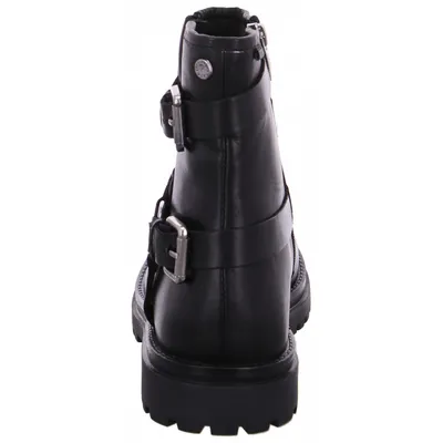 Produktbild von Der hochwertige Lederstiefel für Mädchen ist ideal für alle, die cool und stylisch unterwegs sein wollen. Dieser Stiefel besticht durch sein robustes und dennoch weiches Ledermaterial, das Komfort und Langlebigkeit vereint. Perfekt für aktive Mädchen, die Wert auf modisches Auftreten legen, bietet dieser Stiefel eine coole Optik, die jedes Outfit aufwertet. Die Kombination aus Stil und Funktion macht ihn zum perfekten Begleiter für den Alltag und besondere Anlässe.