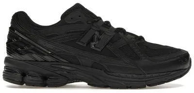 Obrázek produktu pro New Balance 1906U, barva: černá, velikost: EU 47,5