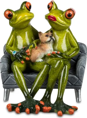 Produktbild von Dekofigur Froschpaar auf Sofa mit Hund H. 15cm grün Formano Froschhausen