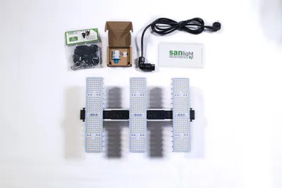 Produktbild von SANlight EVO 3-60 1.5 Set, Indoor Grow-Lampe, inkl. Hangers, Netzkabel, M-Dimmer, 545 µmol/s, 200W