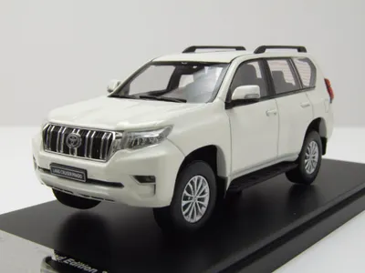 Produktbild von Vitesse 29410 Toyota Land Cruiser Prado 2018 weiß 1:43