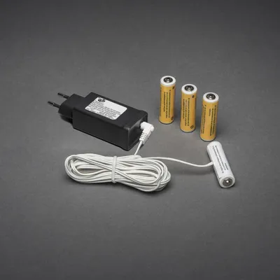 Produktbild von Konstsmide 5164-000 Netzadapter für Batterieartikel mit 4 x AA 1.5V Batterien, 6V, weißes Kabel