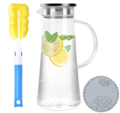 Produktbild von Wasserkaraffe 1,5L Glaskaraffe mit Edelstahldeckel, Bürste und Untersetzer, -20 bis 130°C Glas Krug aus hitzebeständigem Glas Wasserkrug Karaffen