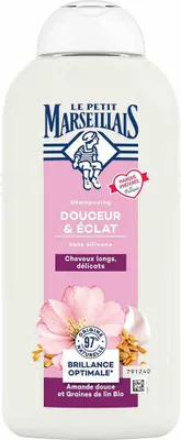 Produktbild von Le Petit Marseillais Softness & Shine Shampoo mit Mandeln und Bio-Leinsamen