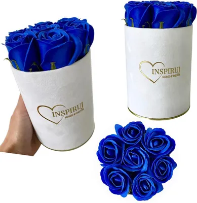 Produktbild von Flowerbox Inspiruj - Weiße Box mit Seifenrosen - Nr. 1 Marineblau