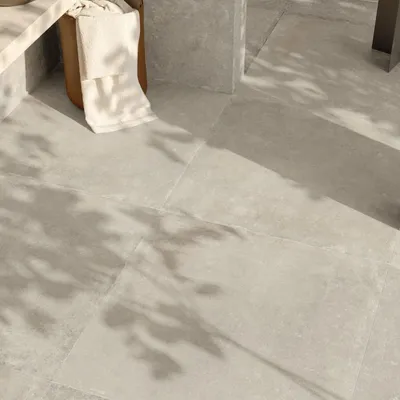 Productafbeelding van CASA39, keramische vloertegel met steeneffect, grijs, 60x120 cm, Emilceramica Everstone