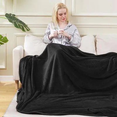 Produktbild von Famanu Fleece Decke 220 x 240 cm - Schwarz - Weich & Warm - Wendbar