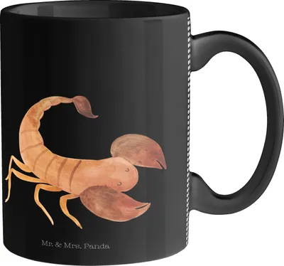 Produktbild von Mr. & Mrs. Panda Tasse Sternzeichen Skorpion - Schwarz - Geschenk, Tierkreiszeichen, Keramiktasse, Tasse mit Zitaten, Porzellantasse, Kaffeetasse, Skorpion Sternzeichen