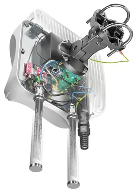 Zdjęcie produktu dla Antena zewnętrzna QuMax All-in-One LoRa i LTE z rozgałęźnikiem PoE
