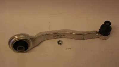 Produktbild von Querlenker MERCEDES E-KLASSE W211 02- rechts 2113301611