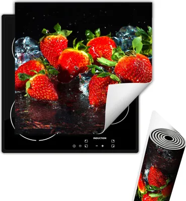 Produktbild von Herdabdeckplattee Glaskeramikkochfeld-Abdeckung 50x52 cm Anti Rutsch Matte Aufrollbar, Schwarz Erdbeeren