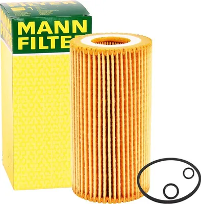 A product shot of an oil filter and its packaging.