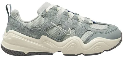 Produktbild von Nike Tech Hera Mica Green (Women's) - EU 40.5