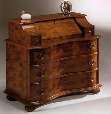 Image de Commode de luxe en bois Meubles de style italien Commodes style baroque style antique Nouveau