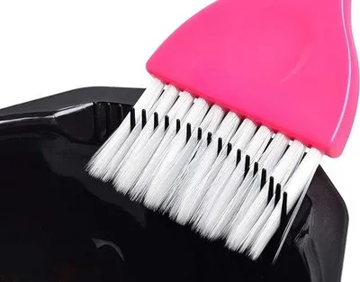 Produktbild von Famanu Set von 2 Mischschalen für Haarfarbe - Schwarz