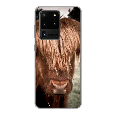 Produktbild von MuchoWow® Handyhülle Schutzhülle Hülle für Samsung Galaxy S20 Ultra Schottischer Highlander - Baum - Gras Silikon Softcase Handy Hülle - Karteninhaber