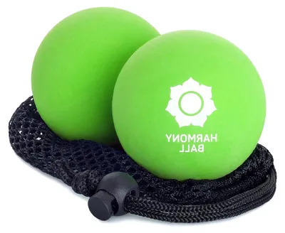 Produktbild von 2 Faszienbälle (Naturkautschuk 6,3 cm) + 1 Gymnastikball (weich 23 cm) - Set zum Massieren und Entspannen von Muskeln und Faszien