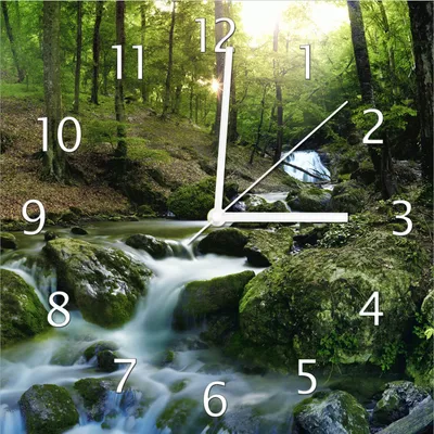Produktbild von Wallario Design Wanduhr Fließender Bach im Wald bei Sonnenuntergang aus Echtglas, Größe 30 x 30 cm