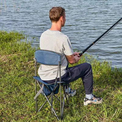 Produktbild von Famanu Campingstuhl mit Rückenlehne - Leicht und tragbar für Outdoor-Aktivitäten