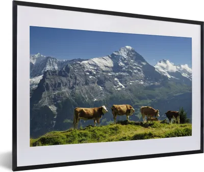 Produktbild von MuchoWow® MuchoWow® Gerahmtes Poster Blick auf den Eiger im Grindelwaldtal in der Schweiz 60x40 cm - Poster mit zchwarzem Bilderrahmen - Schlafzimmer - Plakat in Rahmen - Drucken