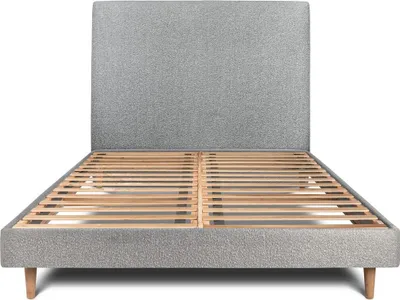 Productafbeelding van Bed met gestoffeerd hoofdeinde – Bouclé-stof - 135x190 cm