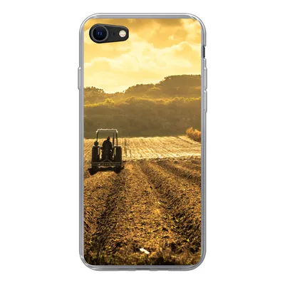 Produktbild von MuchoWow® Handyhülle Schutzhülle Hülle für iPhone 7 Traktor - Bauernhof - Berg Silikon Softcase Handy Hülle - Kartenhalter