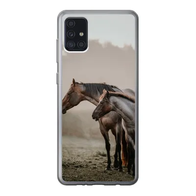 Produktbild von MuchoWow® Handyhülle Schutzhülle Hülle für Samsung Galaxy A52 5G Pferde - Nebel - Wiese Silikon Softcase Handy Hülle - Umschlag