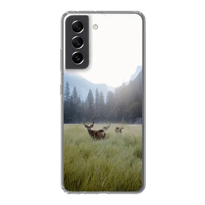 Produktbild von MuchoWow® Handyhülle Schutzhülle Hülle für Samsung Galaxy S21 FE Wald - Hirsche - Nebel Silikon Softcase Handy Hülle - Mobiltelefonhülle