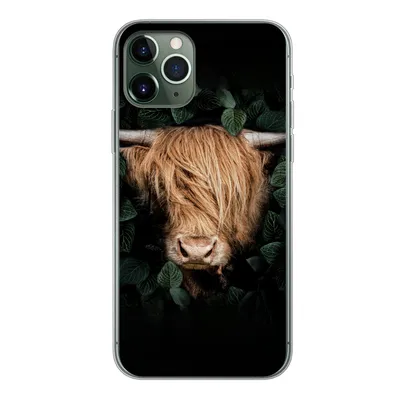 Produktbild von MuchoWow® Handyhülle Schutzhülle Hülle für iPhone 11 Pro Schottische Highlander - Tier - Flora Silikon Softcase Handy Hülle - Handy
