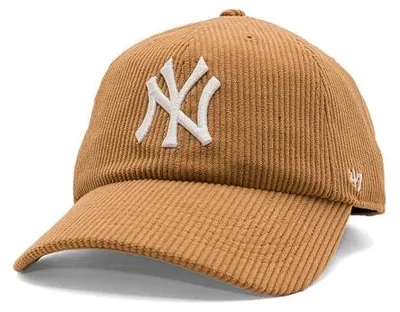 Zdjęcie produktu dla Czapka "47 Brand" z logo drużyny New York Yankees, gruba, model "47 CLEAN UP", kolor: beżowy (camel)