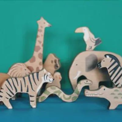Produktbild von Bajo Spielzeug Dschungel Tiere Set - pädagogisches Kartonspiel