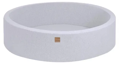Image de Piscine à balles grise vide
