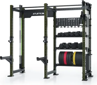Produktbild von ATLETICA R8 Falcon R | Military Green | Kompaktes Power Rack mit Kabelzug, 95kg Gewichtsblock & komplettem Storage-System