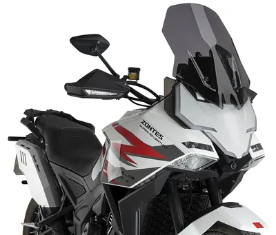 Image de Pare-brise Puig Touring, dimensions 520 x 400 mm, avec homologation européenne, pour Zontes 703F-19, 703F-21, modèles de 2024 à 2026