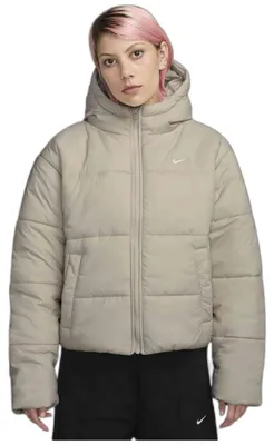 Produktbild von Nike Steppjacke Classic Puffer für Damen, Farbe:Beige, Größe:L